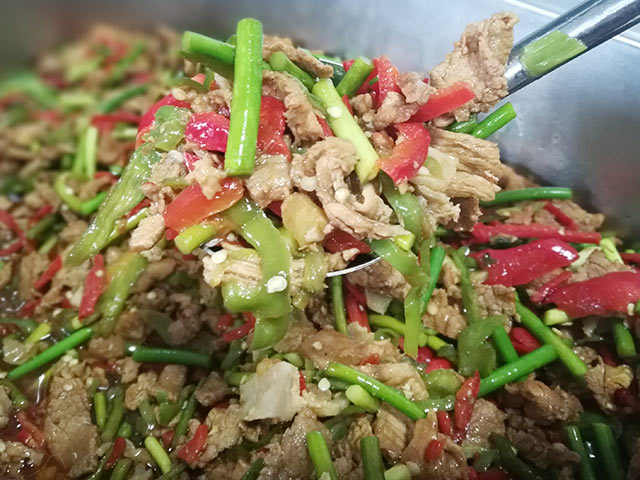 食堂饭菜